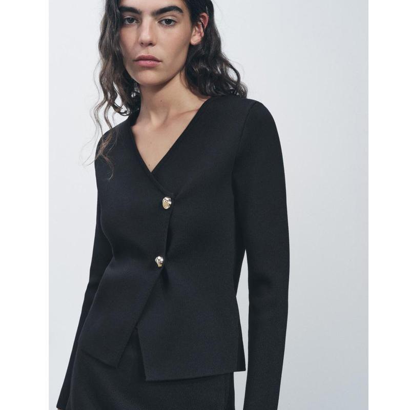 Fall and Winter New Women's Clothing Fashion Wind Asymmetry V Neck Long-Sleeved, Slim-Fit, Short Knitting Outwear 4192124