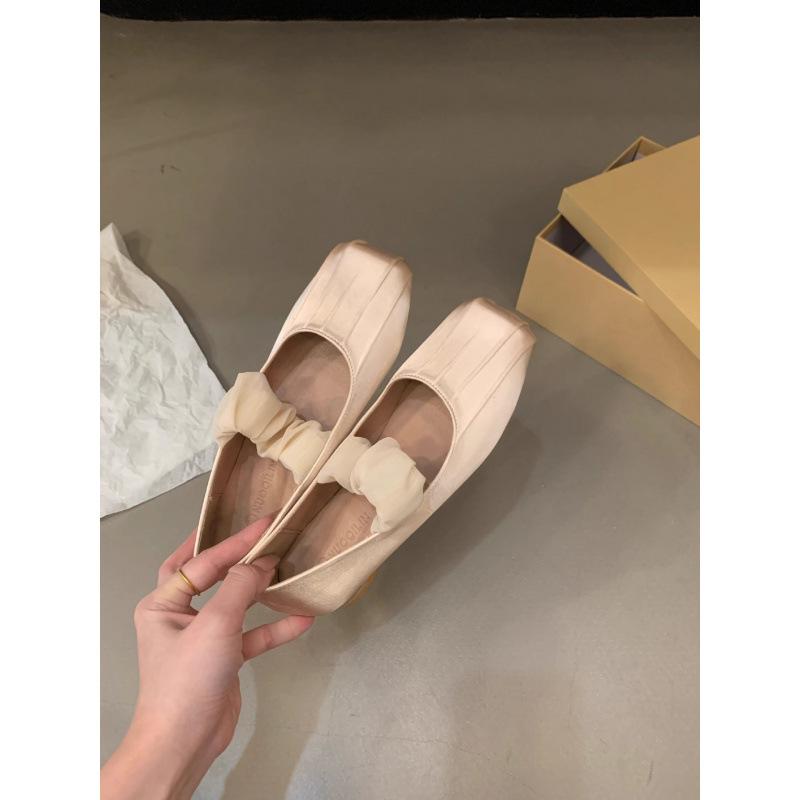 Flat-bottomed French Evening Breeze Gentle Single Shoes Women's Shoes 2025 New Summer Satin Square Head Ballet Ladyshoes