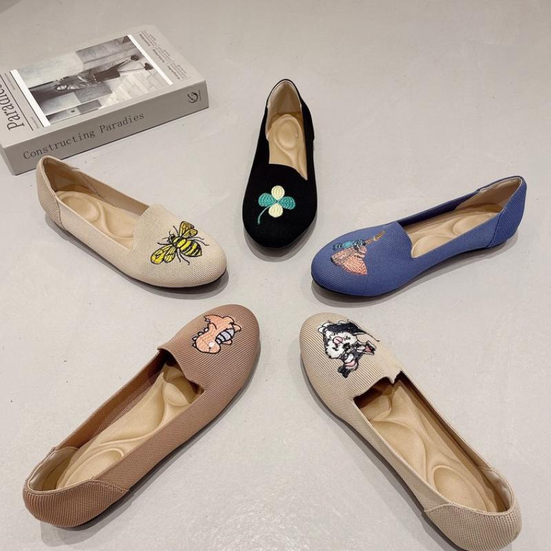 Fashion Women Flat Knitted Shoes Fashion Round Toe Women's Slip On Flat Casual Shoes Ballet Shoes Female Light Comfort Shoes Zapatillas