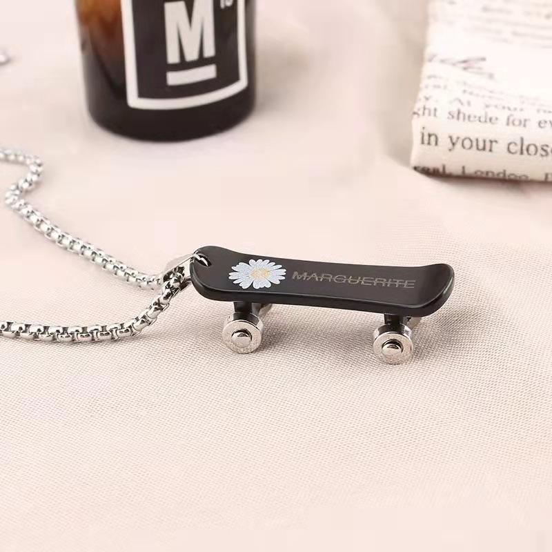 Little Daisy Scooter Men's Simple and Versatile Internet Celebrity Hip-Hop Accessories Necklace Pendant