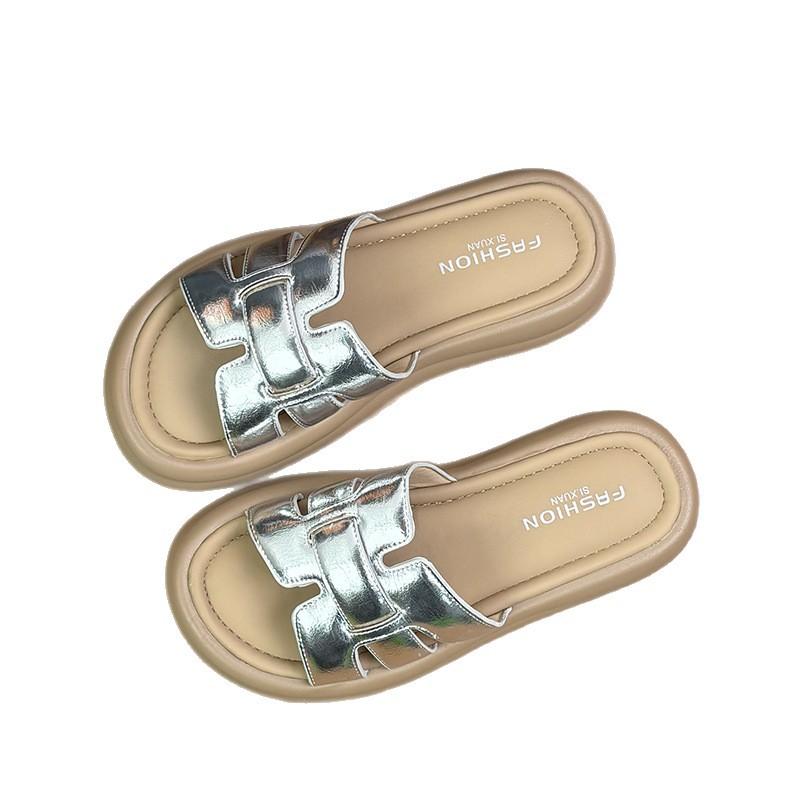 Thick-soled heightening silver cool slippers women's summer wear 2024 new fashion fairy style French casual beach sandals