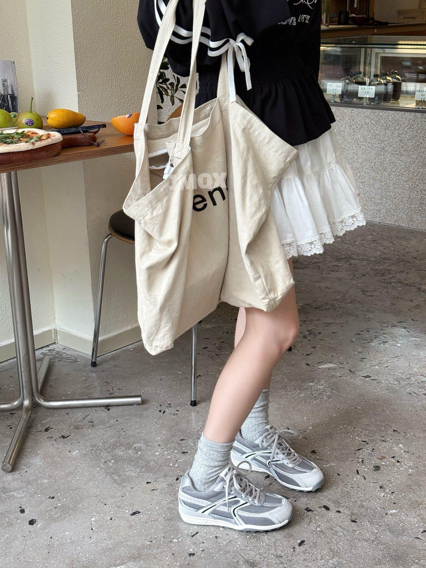 

Кожаные платформенные немецкие тренировочные туфли женские 2025 осень новая универсальная уличная альпинистская беговая спортивная обувь Форрест Гамп 39 серебряный