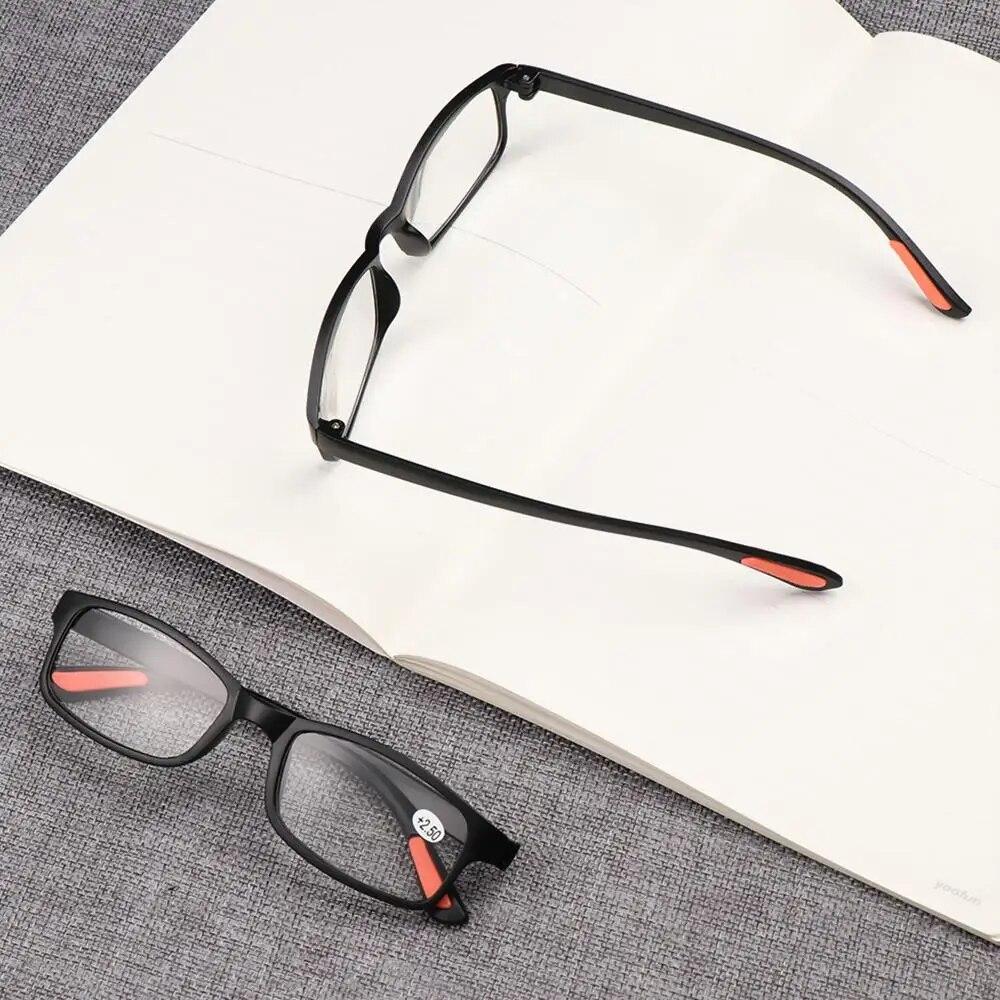 Ultraleichte Lesebrille Flexible Brille Vergrößerungsgläser +1.00~+4.0 Dioptrien Sehpflege Ältere Brille Augenbekleidungszubehör
