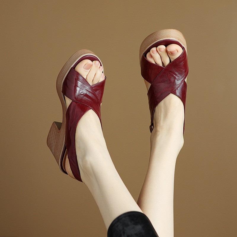 

Модные сандалии на толстой подошве и толстом каблуке, женские летние римские туфли с открытым носком, водонепроницаемая платформа, повседневные сандалии на высоком каблуке 40