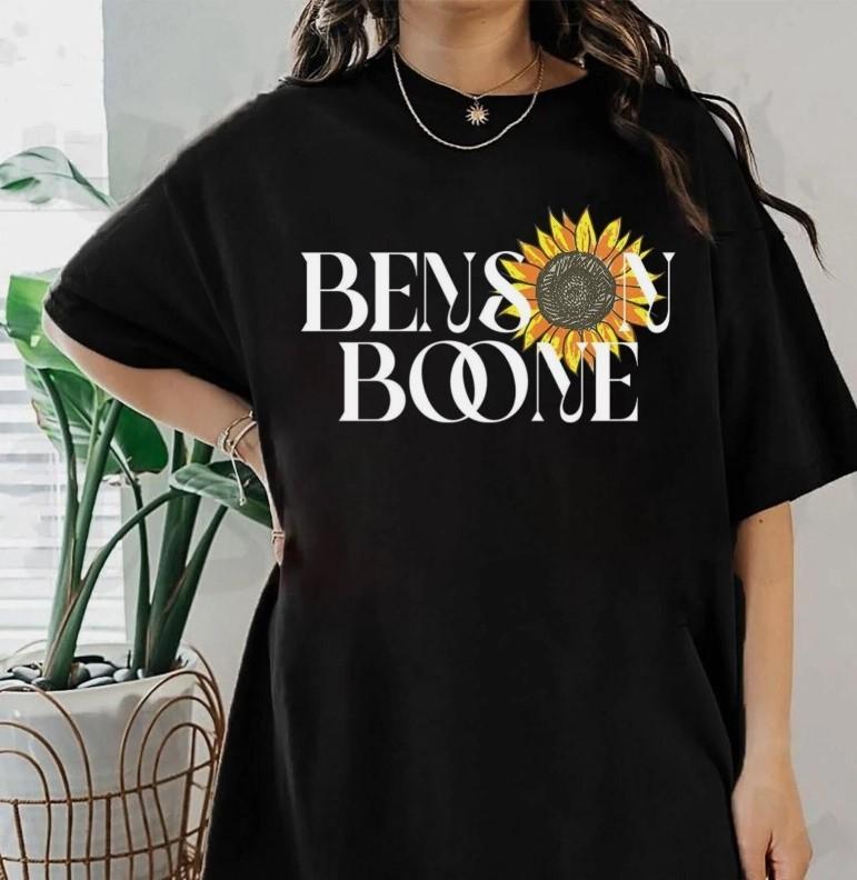 

Benson Boone Tour 2025 Concert Music Unisex Fan Singer T-Shirt Unisex T-Shirt M