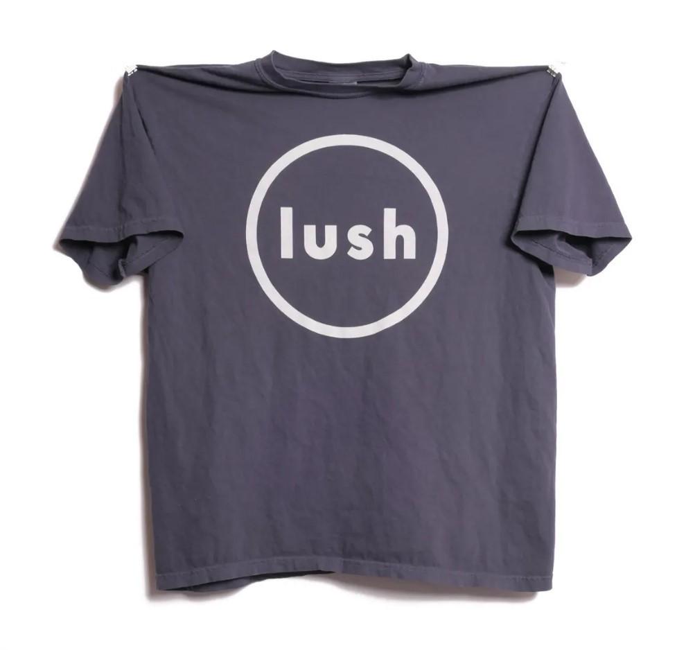 LUSH Shoegaze Band Tee Blonde Babe UK Ambient Post Rock Noise Chill Slowdive Alb S