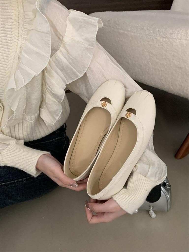 Spring new camellia flat single shoes women's Mary Jane shoes round head grandma shoes