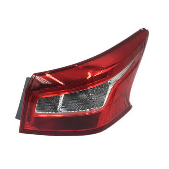 Sylphy 16-18 Models Rear Taillight Brake/Reverse Light Cover Assembly