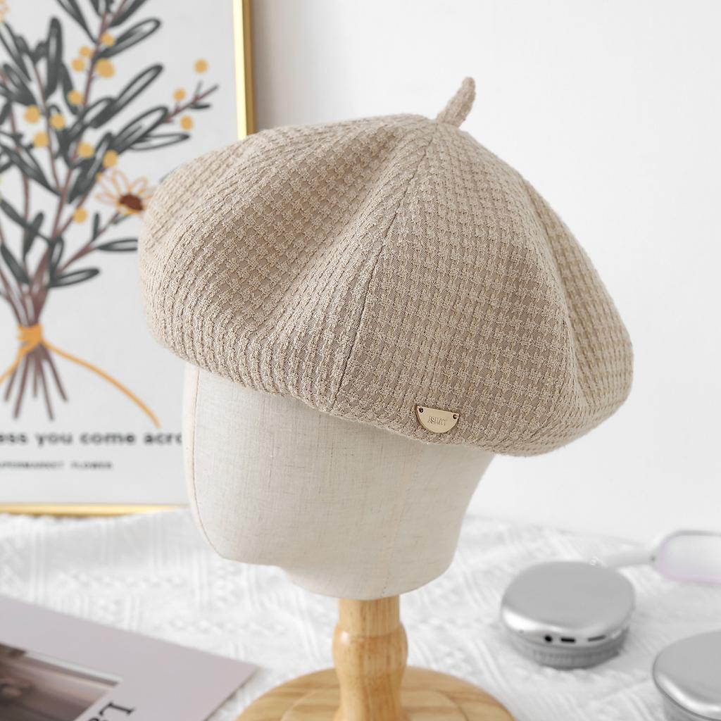 Women's New Autumn and Winter Big Head Circumference Showing Small Simple Beret British Retro Octagonal Painter Hat Trend