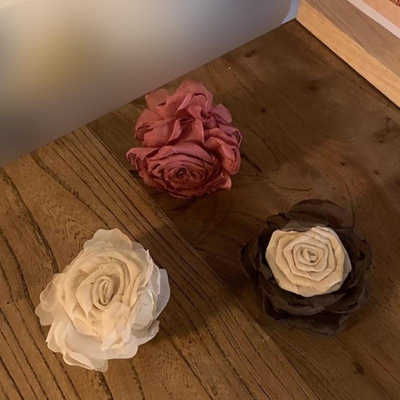 Elegant Camellia Flower Hair Claw Clip Practical Plastic Hair Clamp Nonslip Hair Accessory For Women