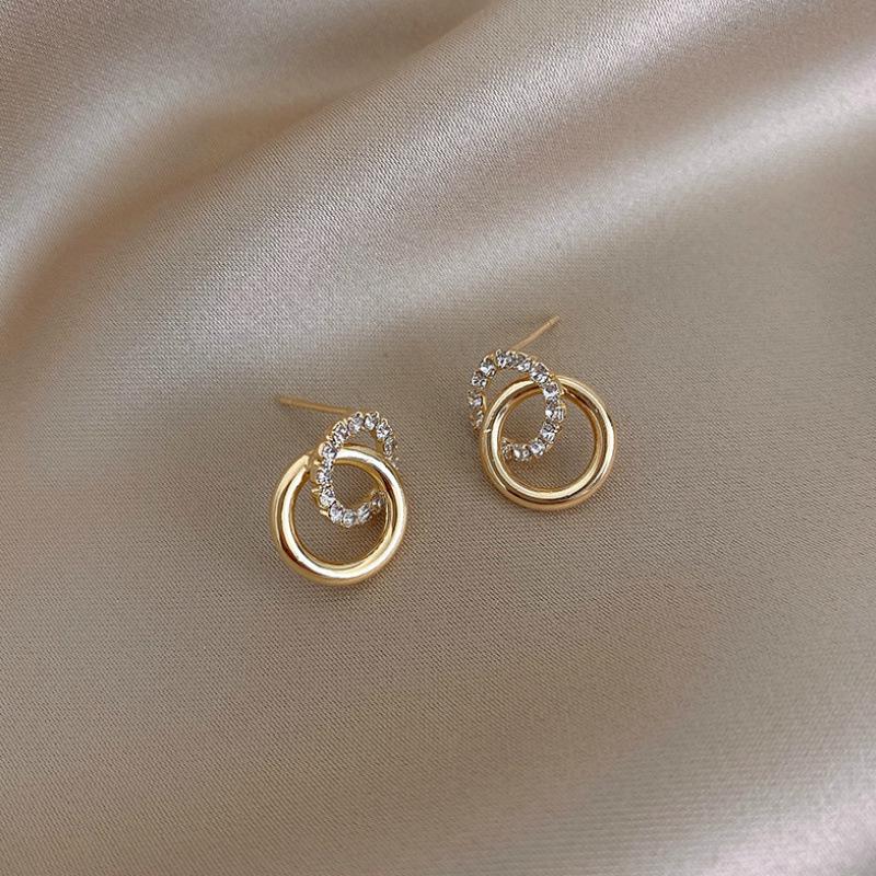 Nádherné kruhové náušnice s kamínky: Trendy francouzský styl inspirovaný Koreou pro ženy