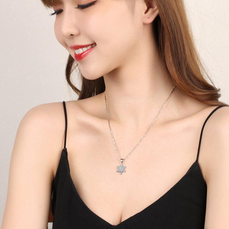 Lindon Women Copper Alloy Zircon Necklace Pendant For Women Party Gifts Fashion Gift