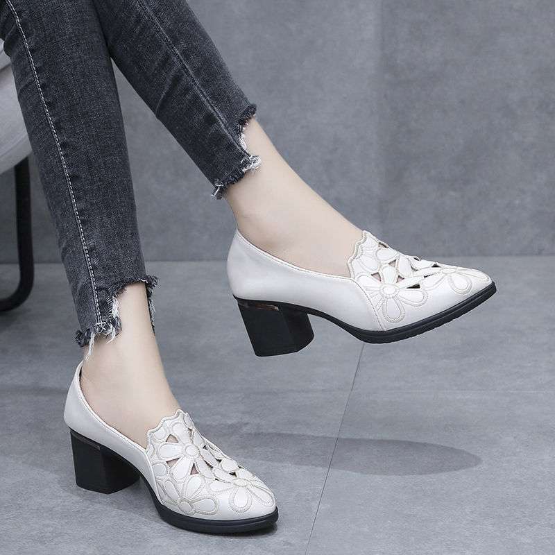 Single Shoes Female Real Soft Leather 2025 New Hollow Breathable Embroidery Four Seasons Women's Mother Shoes Thick Heel Soft Sole Work Shoes