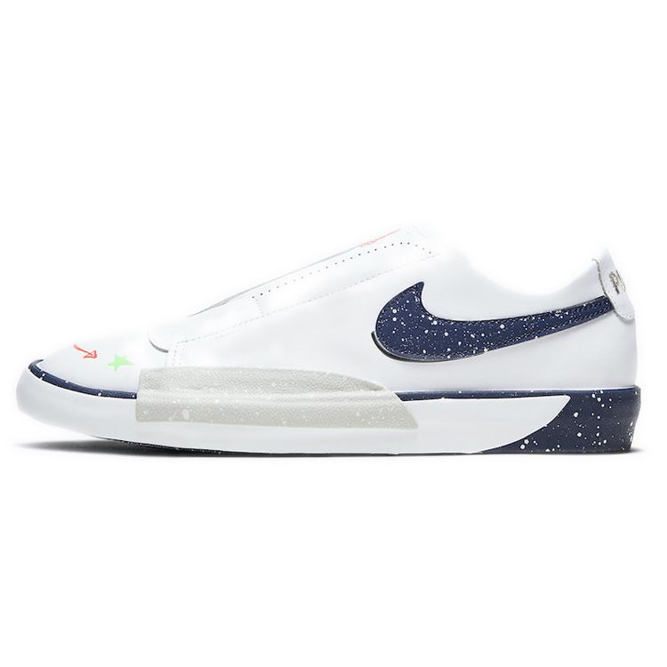 

Женские кроссовки Nike Blazer Low Planet of Hoops белые CW2619-141