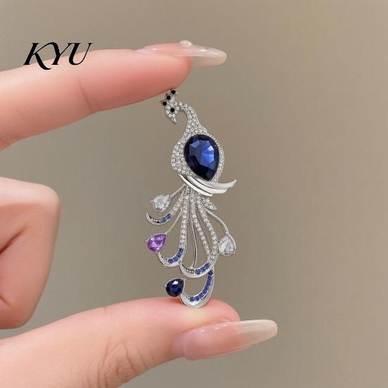 Rhinestone Peacock Pin Faux Crystal Brooch for Women, Bling Lapel Pin, Dainty Clothing Jewelry Wedding Party Prom Shape