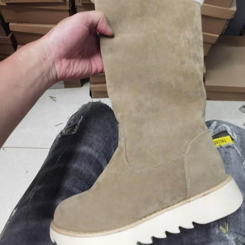 Women's Snow Boots Winter New Warm Thick-bottomed Skiing Must-have Large-size Plush Medium Boots