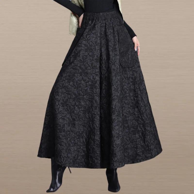 Nationaler Stil Schwimmende Jacquardhose mit weitem Bein für Damen im Herbst und Winter in Übergröße, schmale Culottes mit elastischer Taille und Regenschirm, lässige Stiefelhose