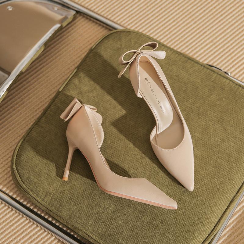 

83319 [sheepskin] high heels women s thin heels spring 2025 new pointed head shallow mouth sexy side empty single shoes 39