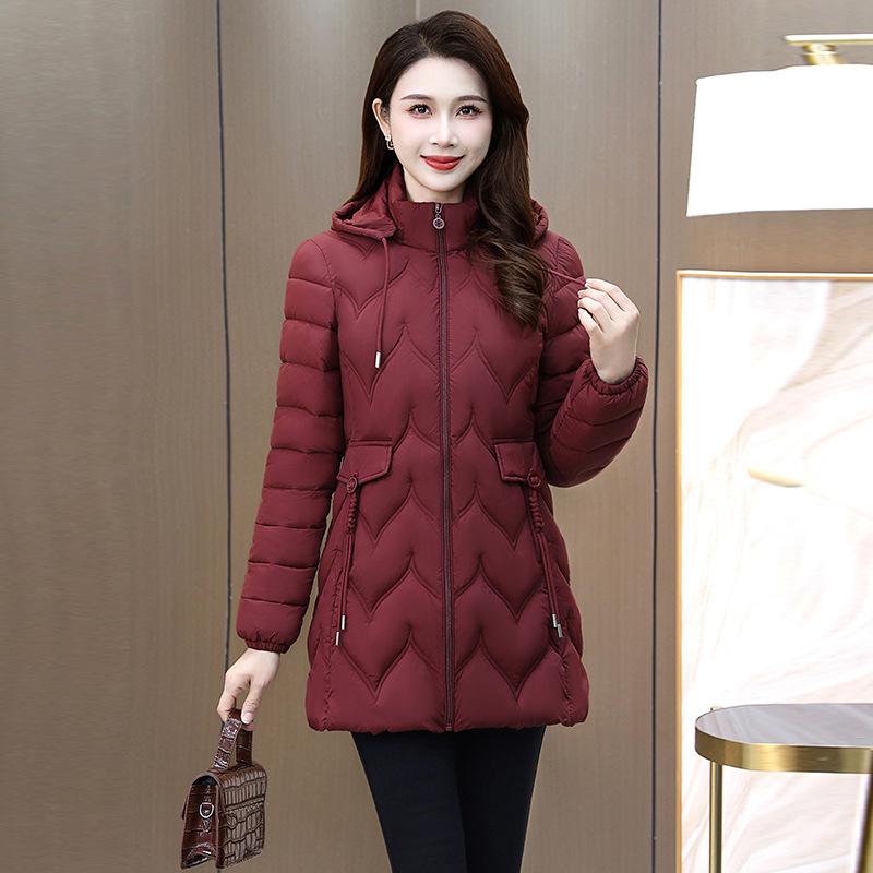 

Женская средняя и длинная одежда с хлопковой набивкой, легкие и толстые куртки с хлопковой набивкой, приталенные куртки средней длины с хлопковой набивкой на осень и зиму 3XL105-60 kg бордовый