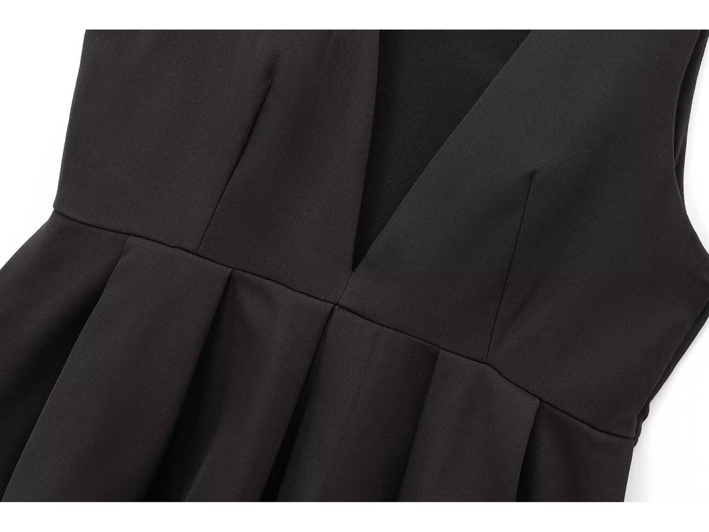 2024 Autumn/Winter Women's Wavy Hem Midi Skirt with Deep V-Neck Cinched Waist Sleeveless Top