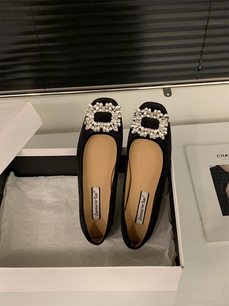 Innere Erhöhung Wildleder Strass Französische kleine Einzelschuhe Damenschuhe 2025 neu Frühling und Herbst Abendschuhe schwarz Pendlerschuhe