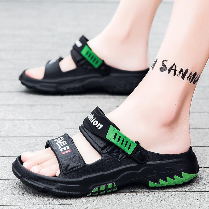 

2025 new men s slippers outer wear summer non-slip thick-bottomed casual youth outdoor beach cool slippers 38