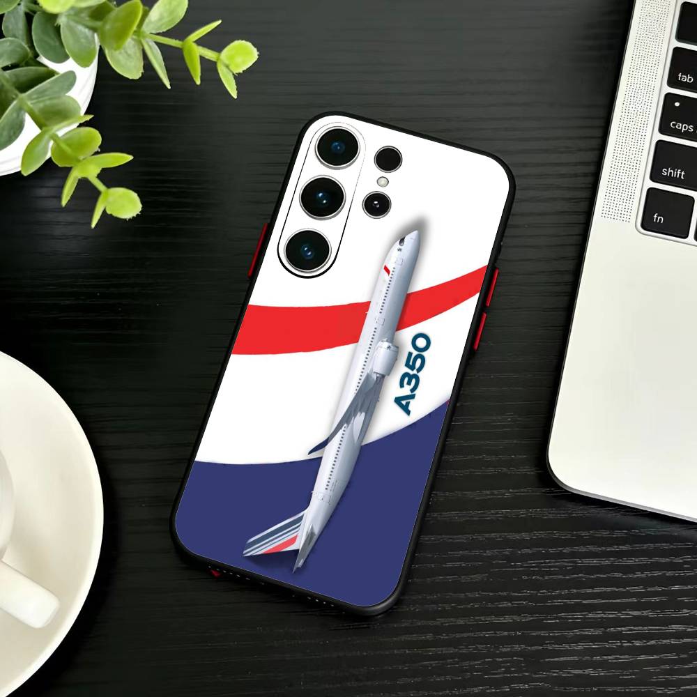 Airplane Pattern  Phone Case For Samsung S26,S25,S24,S23,S22,S30,S21,Ultra,Plus,FE 5G Black Soft Cover