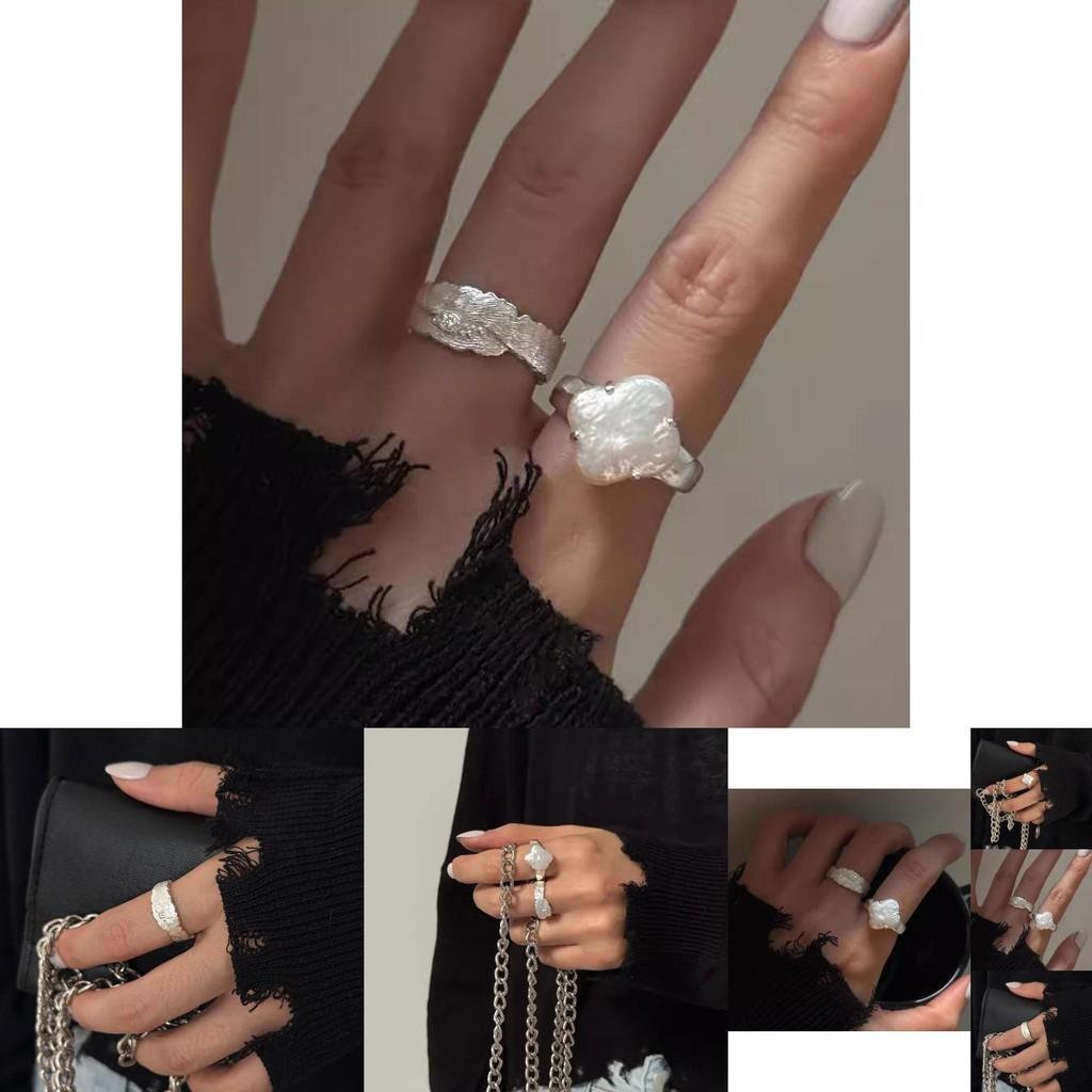 Chic Adjustable Ring For Women With Natural Irregular Pearl And Modern Design