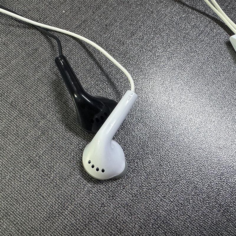 Univerzální pro Samsung sluchátka 3,5 mm sportovní drátová ovládání sluchátek do uší s mikrofonem pro Samsung Xiaomi sluchátka