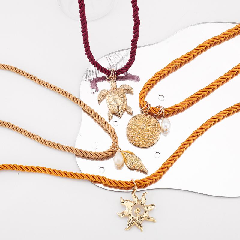 Personalized Conch Turtle Shell Fish Necklace Ocean Style Hand-Woven Pendant Choker Summer Exquisite Trend Accessories