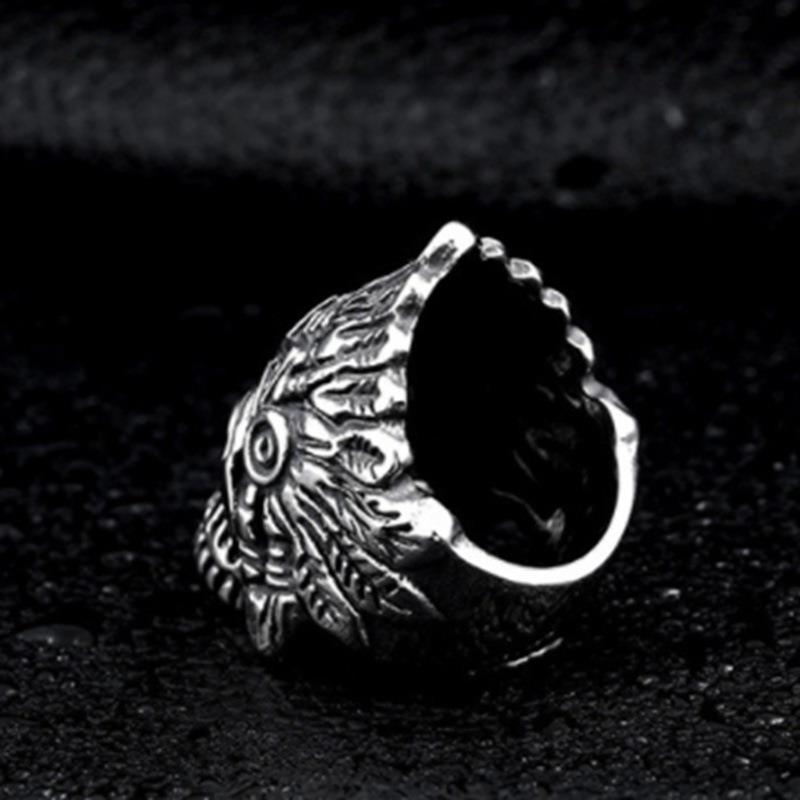 New Indian Punk Crow Trendy Man Portrait Skull Ring