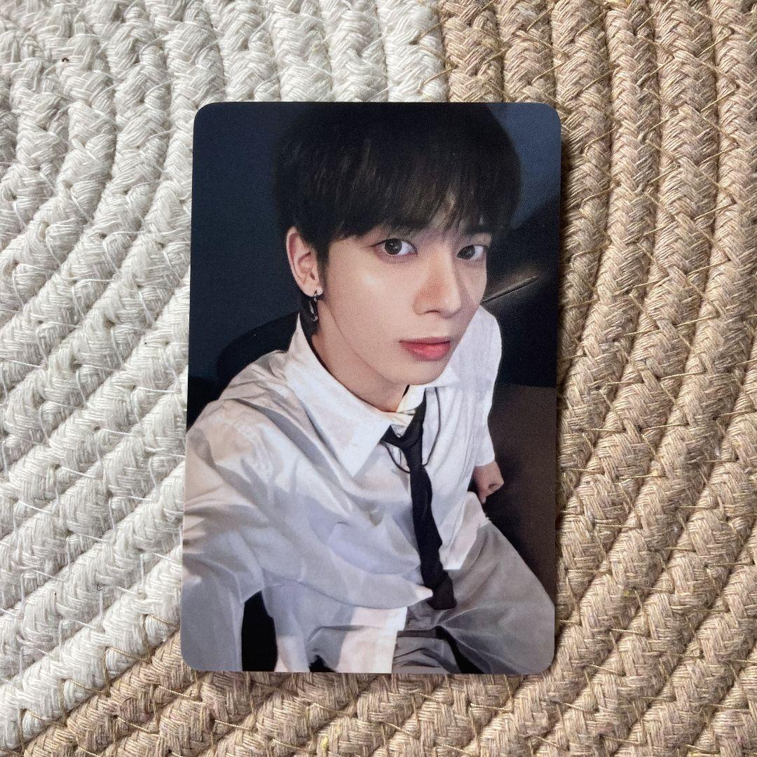 

[ИСПОЛЬЗОВАН] TXT Kpop Nara US Trading Card Taehyung SANCTUARY