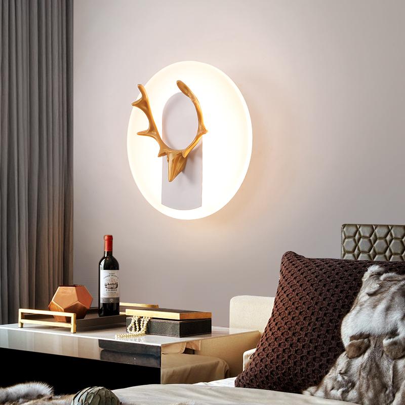 Modern LED Wall Lamp Foyer Corridor Bedroom Beside Lamp Iron+Acrylic Materials New Sconce Hotel Room Decoration Wall Light