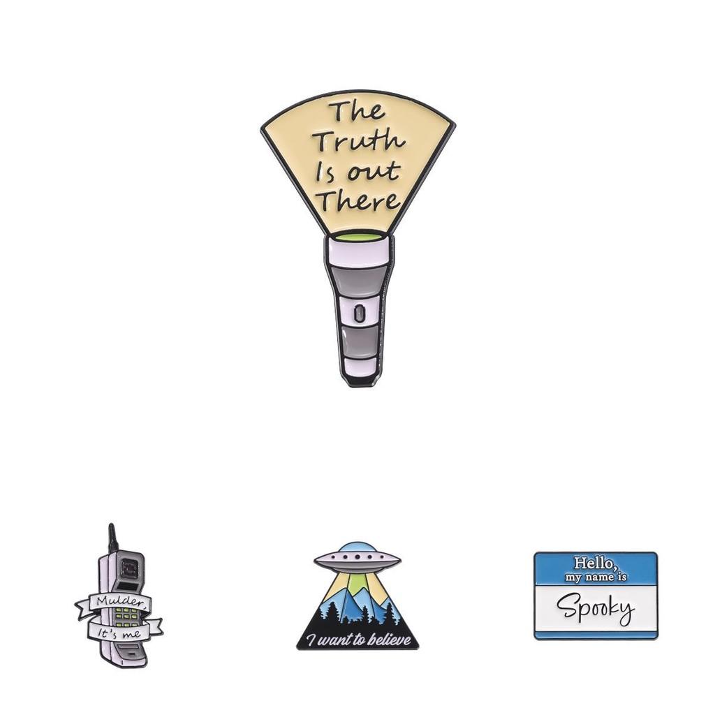 Cartoon Alloy Vibrant Spaceship Phone Brooch Pin Stylish Decorative Badge For Collectors Fans And