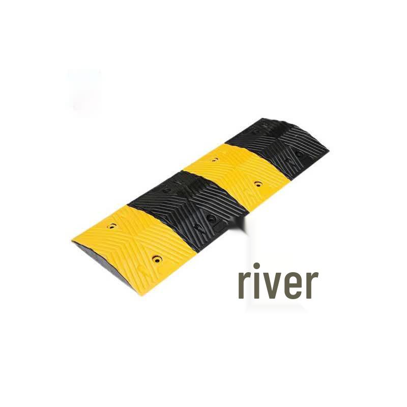 FLYER Rubber Herringbone Speed Bump