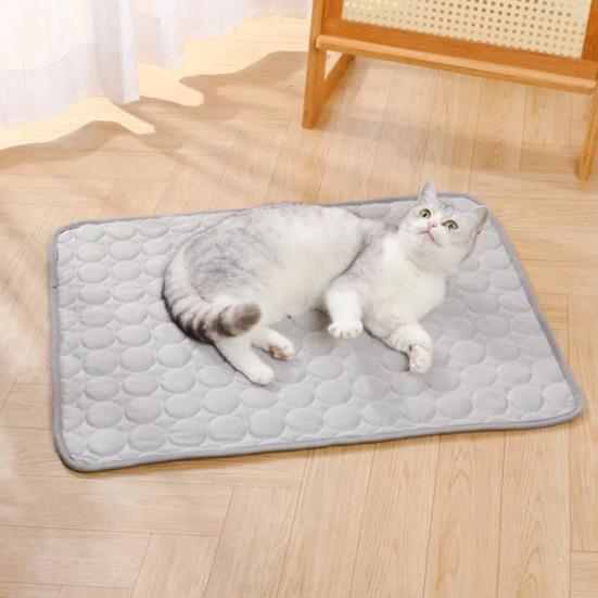 Self Cooling Mat for Dogs Cats Non-Slip Washable Pet Cooling Pad for Summer Indoor Outdoor Crate Kennel Floor Car Seat