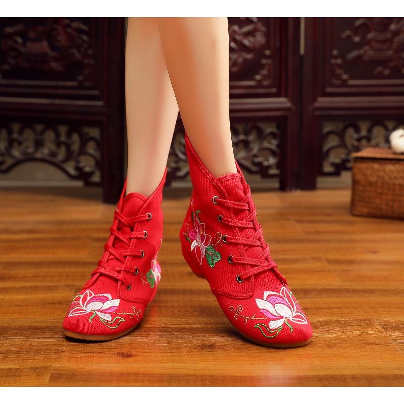 Autumn and winter cm boots embroidered cloth shoes short boots women's inner heightincreasing cloth shoes women's boots