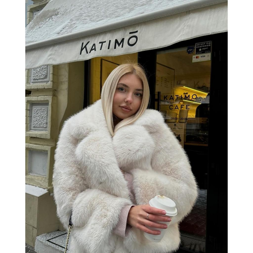 Women's Lapel Collar Long Sleeve Faux Fox Fur Coat Loose Fit Casual Autumn Short Jacket