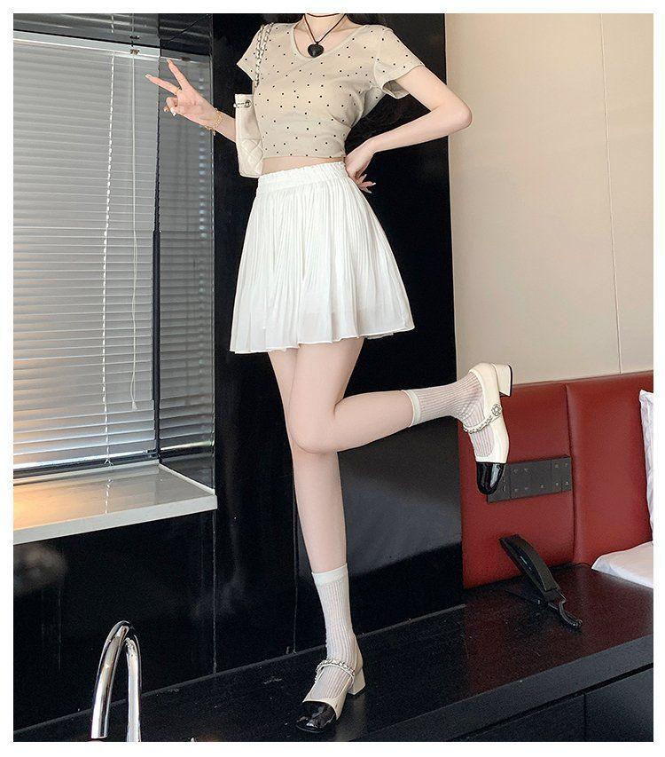 Women's Elastic Waist Pleated Chiffon Mini Skirt - Anti-Exposure, Slimming, Age-Reducing, Versatile Loose Fit for Spring/Summer.