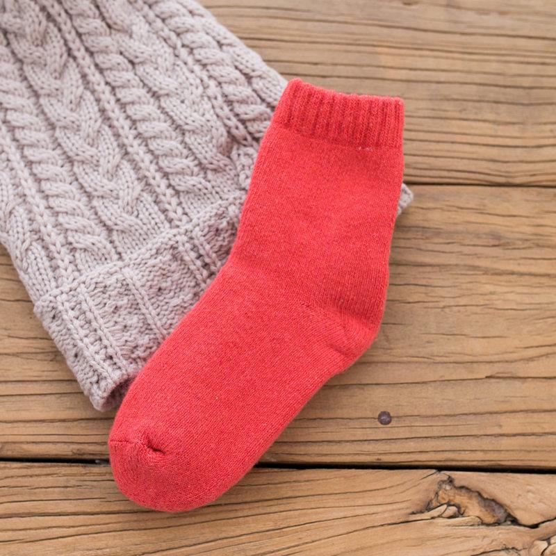 Unisex Thick Wool Terry Socks: Large Size, Warm, Mid-Tube, Solid Colors, Plus Velvet for Autumn and Winter