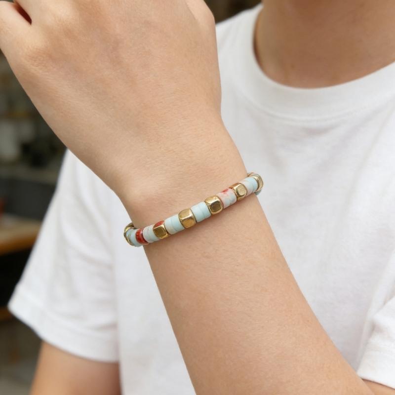 User Friendly Natural Shoushan Bead Bracelet Handmade Hand Chain for Fashion Enthusiasts and Daily Wear & Party