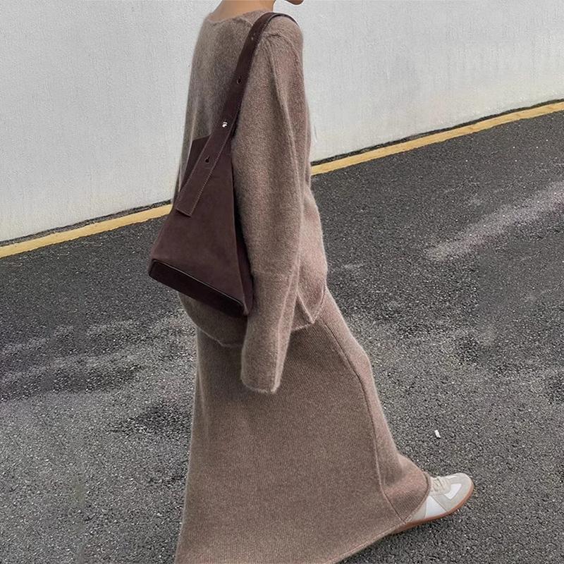 Foreign Style Age-reducing Knitted Suit Autumn and Winter New Loose V-neck Sweater Women's Elastic Waist Fishtail Skirt Two-piece Set