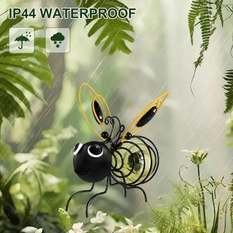 Solar-Powered Bee Lights Design Metal Waterproof Hanging Decor Warm White LED for Garden Party Balcony Porch Ornaments Outdoor