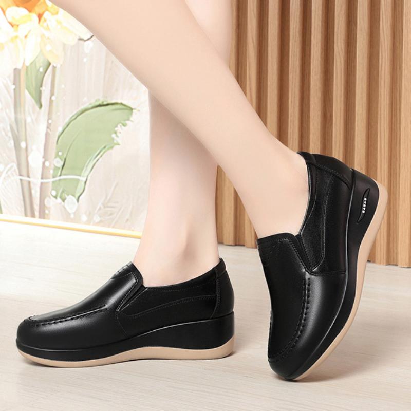 Spring and Autumn New Soft-soled Shoes, Casual Leather Shoes, Comfortable Single Shoes, Wedge Heels, Ladies' Platform Shoes