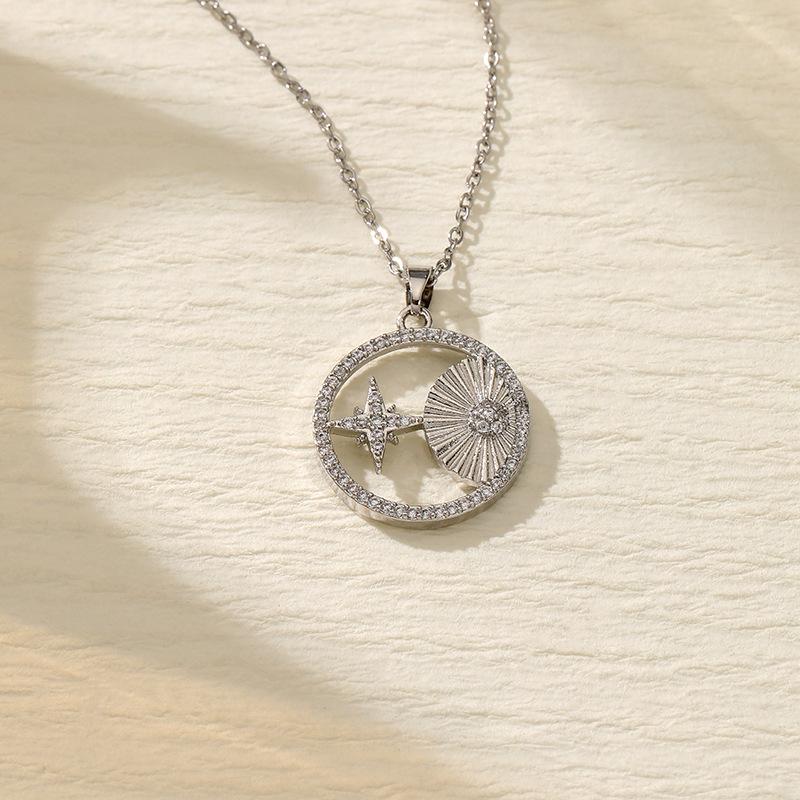 Titanium Steel Non-fading Necklace - European & American Style, Light Luxury, Versatile Korean Fashion, Perfect for Women and Girlfriend Gifts.
