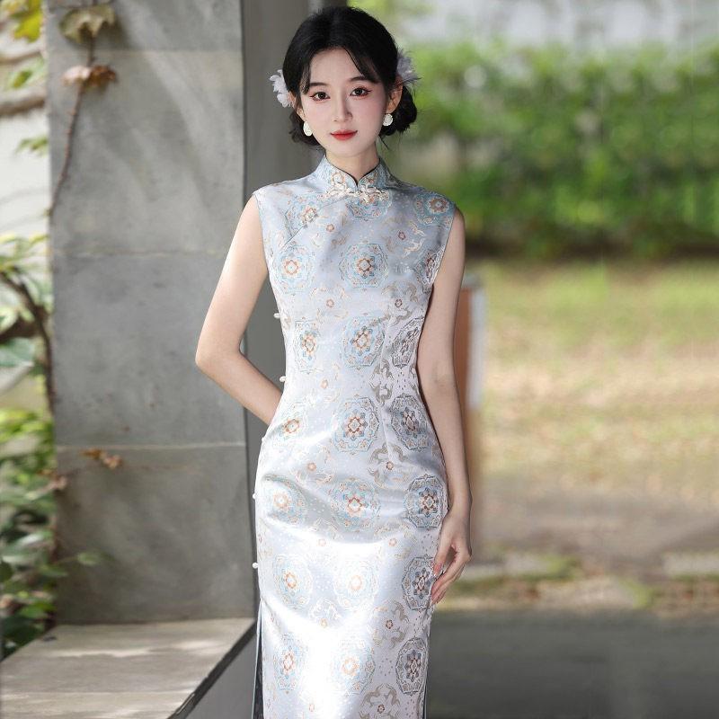 Blue Sleeveless Modern Chinese-Inspired Long Cheongsam Dress Women 2026 Stylish Retro Fit