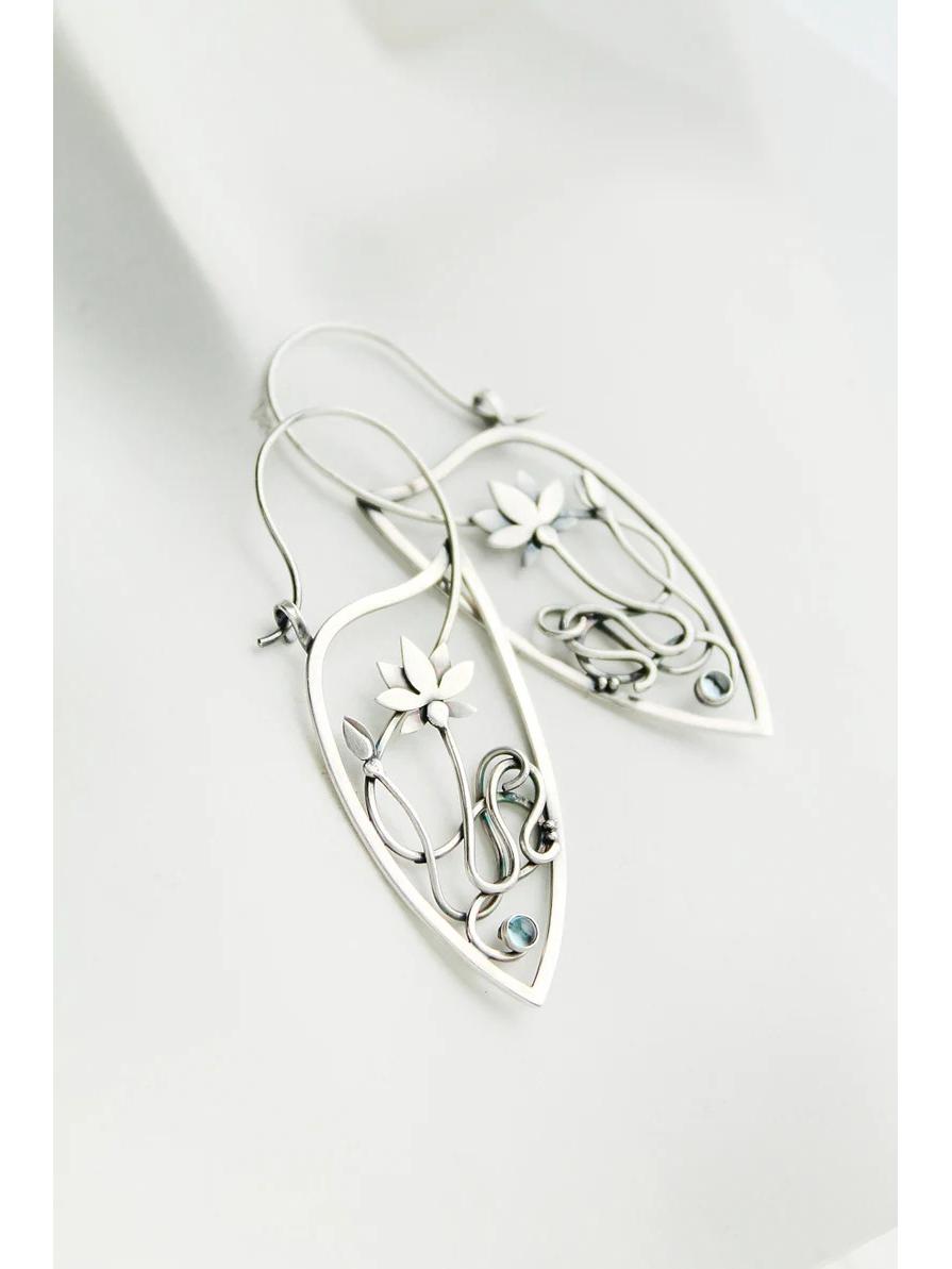 

Серьги Hecheng Floral Hollow: Нишевый дизайн в старинном стиле с бриллиантами, элегантность высшего класса для женщин морской синий