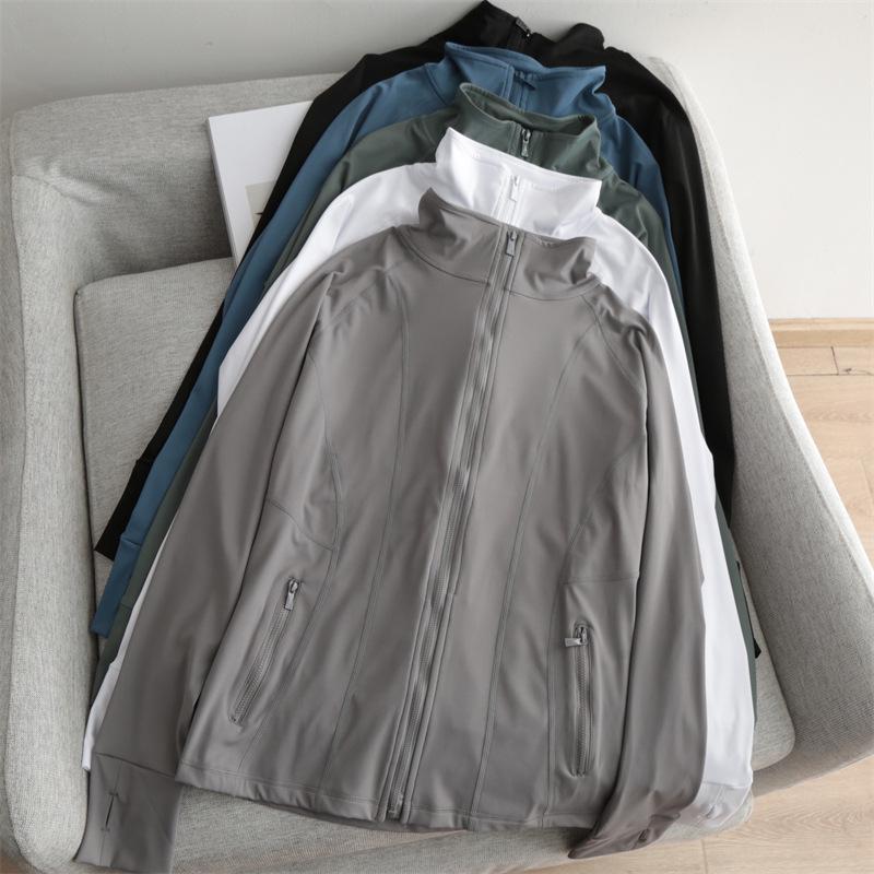 

Женская куртка для йоги на молнии с воротником-стойкой 2025: Быстросохнущий фитнес-топ с длинным рукавом для осенне-зимней велоезды S