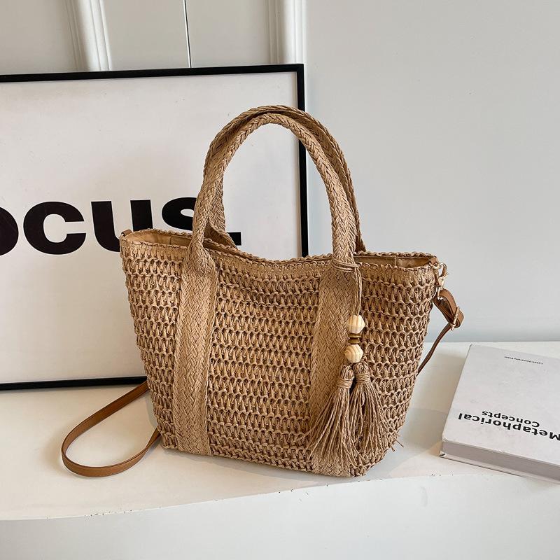 Large Capacity Grass Woven Handbags Women's Summer Beach Vacation Single Shoulder Crossbody Bag Chic Peach Wood Tassel Totes