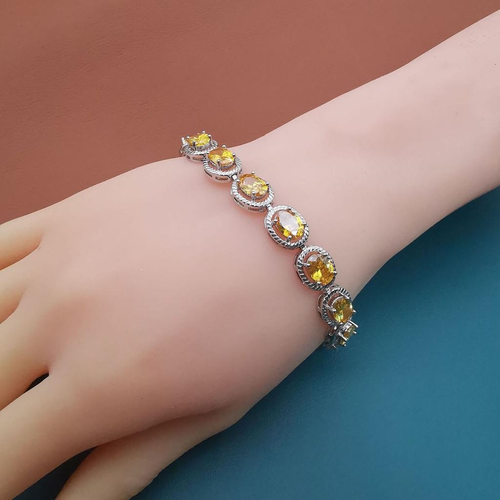 2026 Fashion Trend Jewelry Multi-color Zircon Bracelet Simple Versatile Oval Hollow Bracelet Women